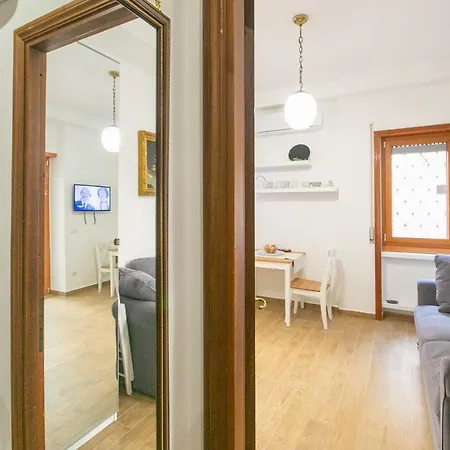 The Voice Of The Moon Apartment *