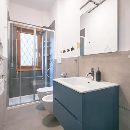 Apartment The Voice Of The Moon Rome