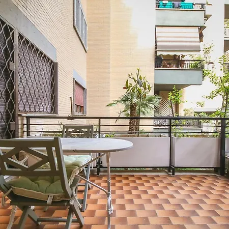 The Voice Of The Moon Apartment